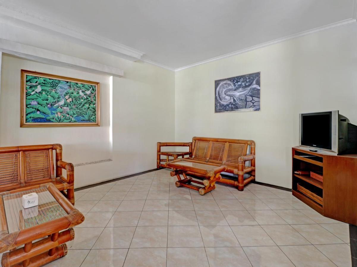 Capital O 90407 Wisma Bahtera Hotel Cirebon Buitenkant foto