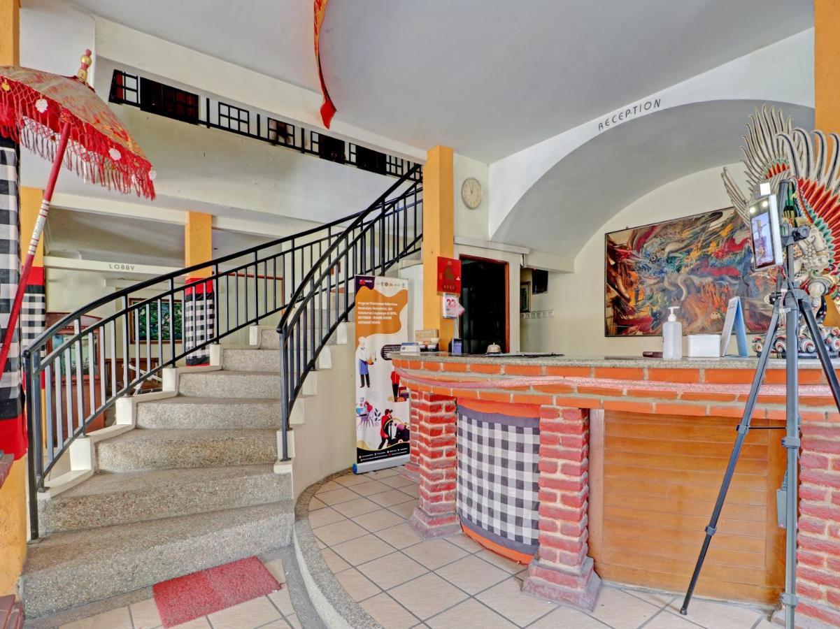 Capital O 90407 Wisma Bahtera Hotel Cirebon Buitenkant foto