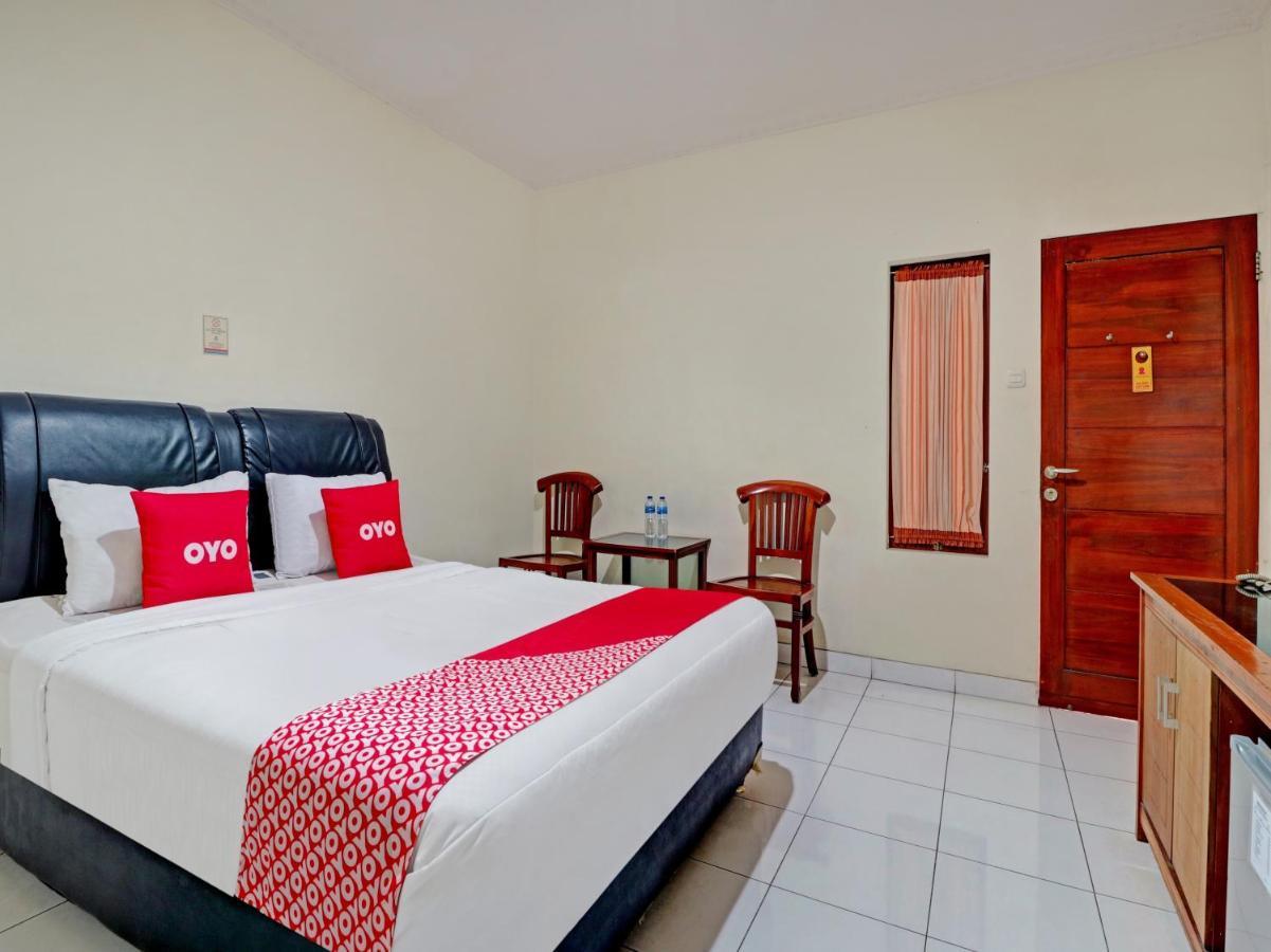 Capital O 90407 Wisma Bahtera Hotel Cirebon Buitenkant foto